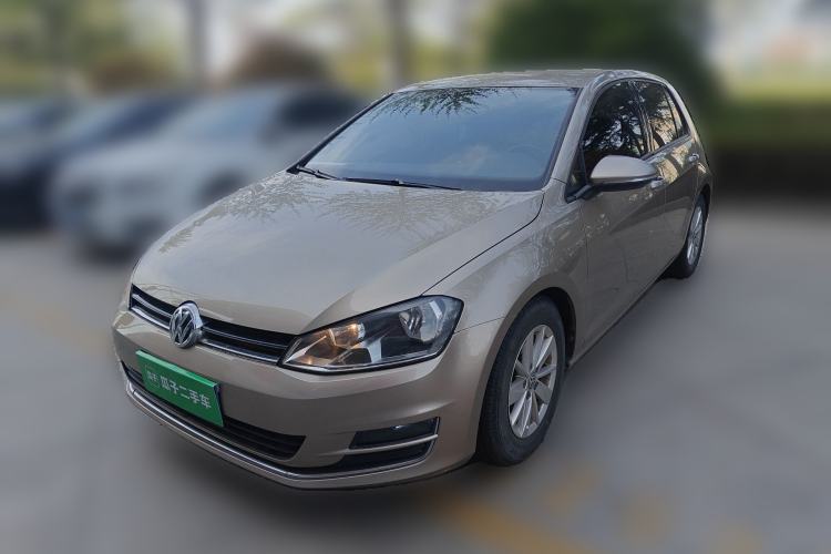 Used Volkswagen Golf 2016 1.6L Automatic Fashion Model