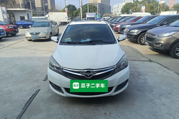 Used Haima M3 2015 1.5L Manual Standard with Sunroof
