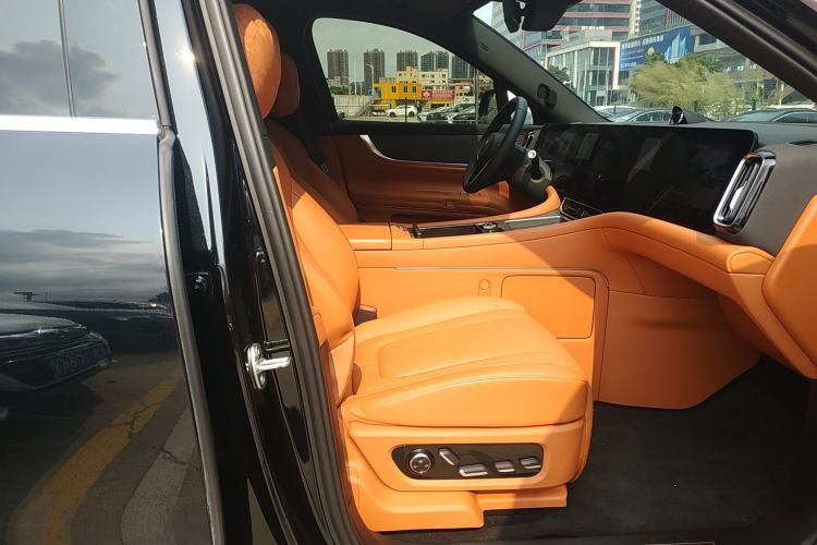 Used Hima AITO M9 2024 All-Electric Ultra Version 100 kWh 5-Seater Model Right Front Seat