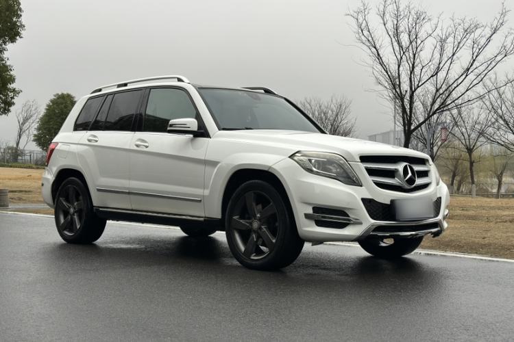 Used Mercedes-Benz GLK-Class 2013 GLK 300 4MATIC Dynamic Sunroof Model