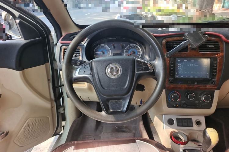 Used Dongfeng Fengon 330 2014 1.5L Manual Comfort Version DK15-02