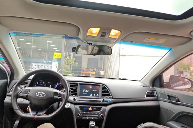 Used Hyundai Elantra (6th Generation / Lingdong) 2018 1.4T Dual-Clutch Xuan Dong · Dynamic Edition Headliner