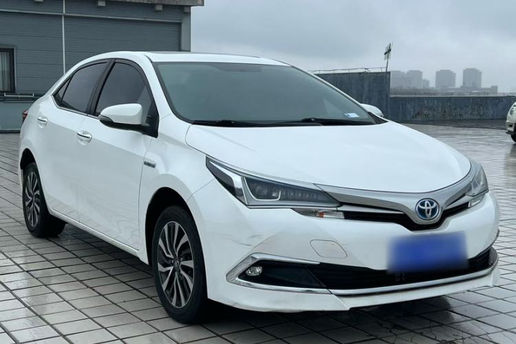 Used Toyota Corolla 2017 Revised Dual-Engine 1.8L E-CVT Leading Edition
