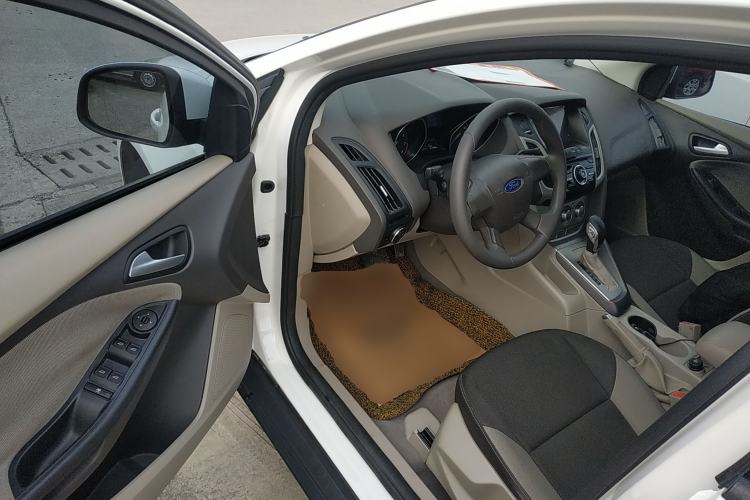 Used Ford Focus 2012 Sedan 1.6L Automatic Comfort Model