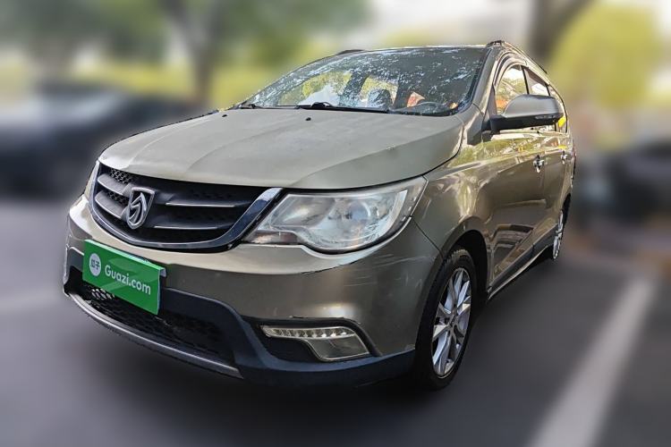 Used Baojun 730 2014 1.5L manual Comfort ESP version 7 seats