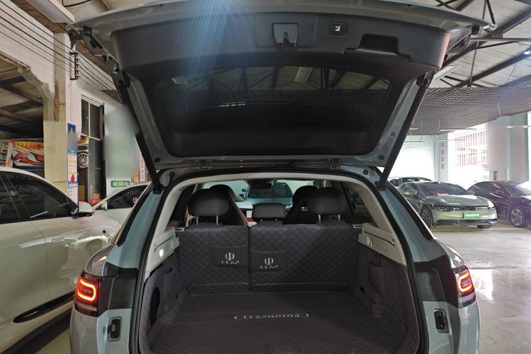 Used Leapmotor C11 2024 Range-Extended 300 Luxury Edition Trunk