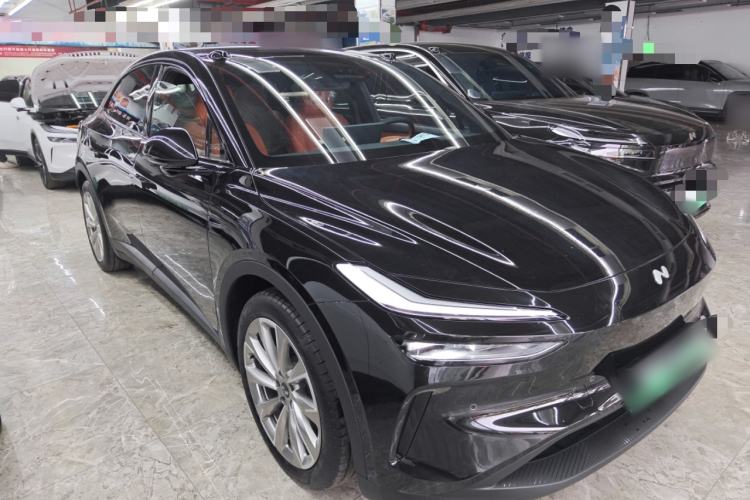 Used ONVO L60 2025 Model, 60kWh Black Knight Special Edition Front Right 45 Deg