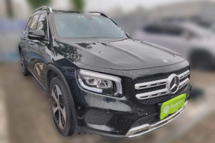 Used Mercedes-Benz GLB 2021 GLB 200 Fashion Model Front Right 45 Deg