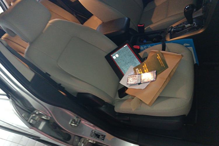 Used Chevrolet Captiva 2015 2.4L Two-Wheel Drive Urban Version 7 Seats
