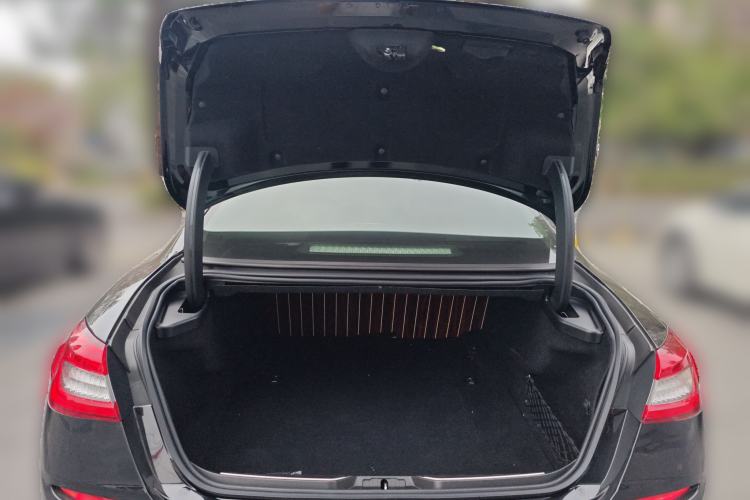 Used Maserati President 2013 3.0T Standard Model Trunk