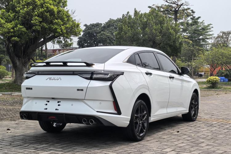 Used Dongfeng Aeolus Yixuan 2023 Mach Edition 1.5T Automatic Pursuit Rider Version
