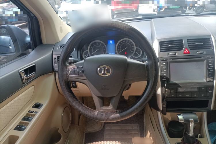 Used BAIC E Series 2013 Sedan 1.5L Automatic Lotte Edition Steering Wheel