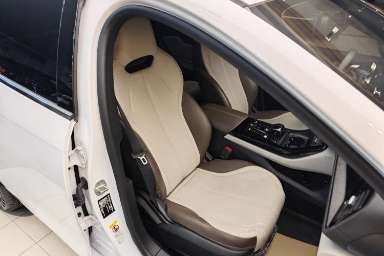 Used BYD Qin PLUS 2024 HONOR Edition DM-i 55KM Leading Model