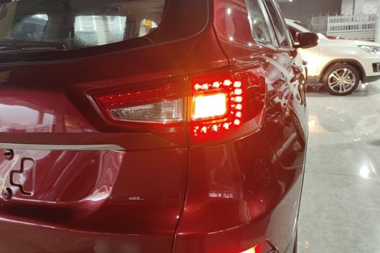 Used CHANGAN CS75 2014 1.8T Automatic Elite Model China IV Standard
