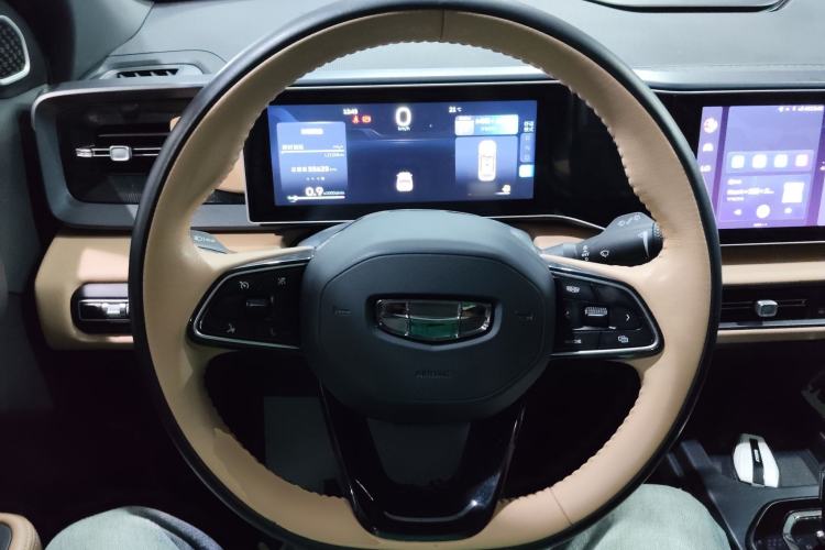 Used Geely Auto icon 2023 1.5TD Chocolate Smoothie Edition
