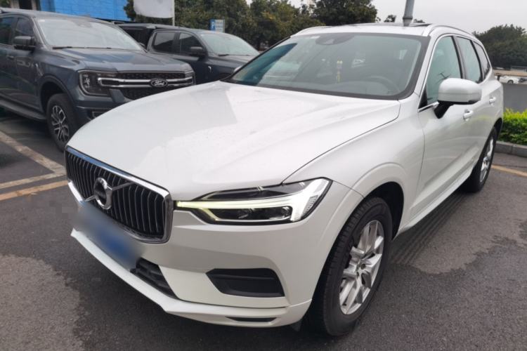 Used Volvo XC60 2019 T4 Zhiyi Edition China V Standard