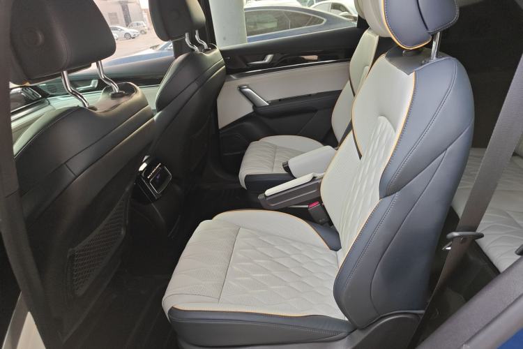 Used BYD Tang New Energy 2022 EV 635 km All-Wheel-Drive Flagship Model
