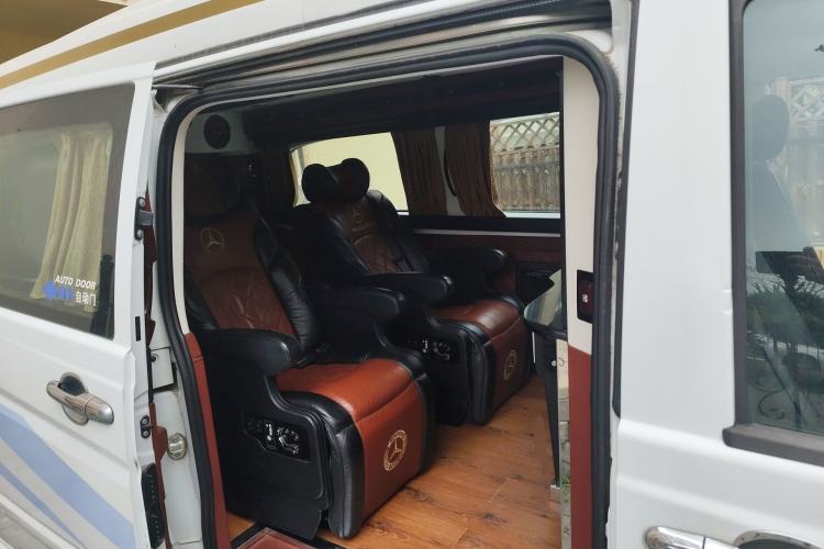 Used Xinkai Vito 2015 3.0L Standard Edition Left Rear Seat