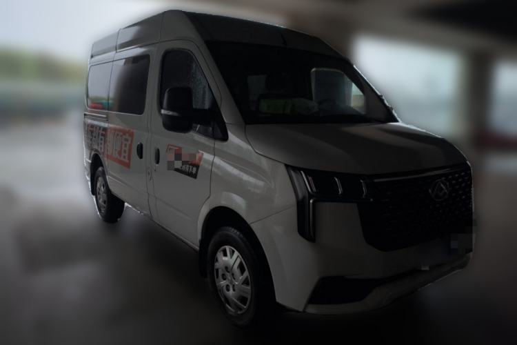 Used SAIC MAXUS Xintu V80 2023 2.0T Manual Classic Aoyuntong Short Wheelbase Mid-Roof 5/6-Seater