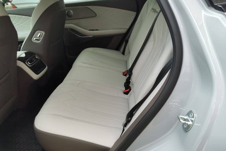 Used EXEED Stellar C-DM 2025 200 with Ultra-Long Range Pro All-Wheel Drive