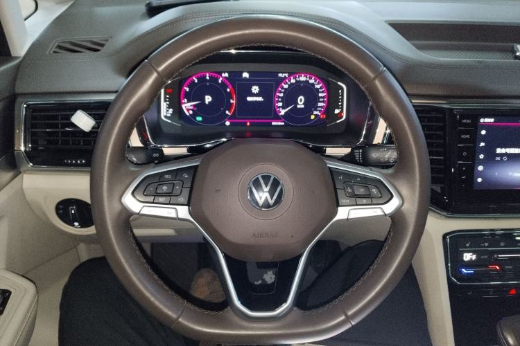 Used Volkswagen Viloran 2020 380TSI Prestige Edition Steering Wheel