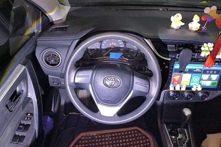 Used Toyota Corolla 2017 Revised Version 1.2T S-CVT GL Steering Wheel