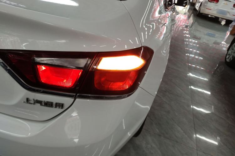 Used Chevrolet Cruze 2016 1.5L Automatic Stylish Sunroof Version
