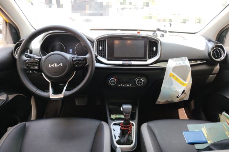 Used Kia kx1 Stonic 2021 1.4L CVT Sunroof Model