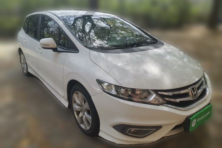 Used Honda Jade 2013 1.8L automatic Comfort version 5 seats
