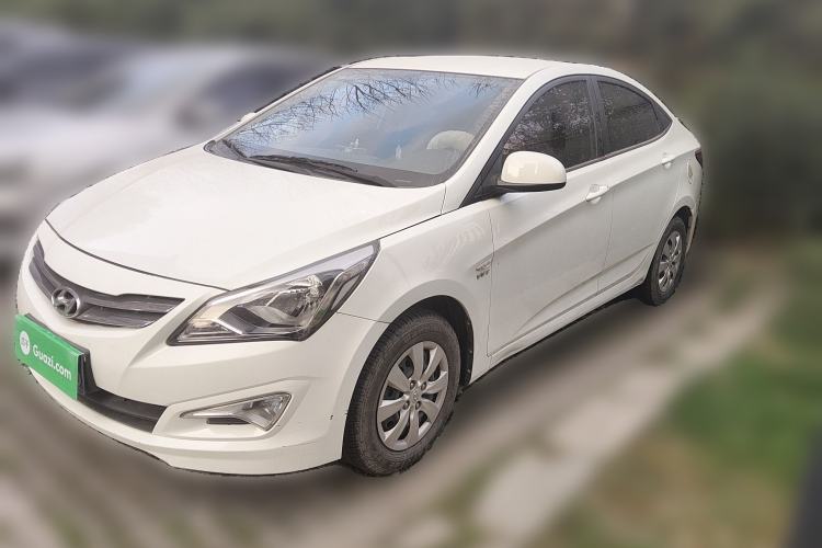 Used Hyundai Verna (older generation) 2014 1.4L Manual Smart GLS Trim