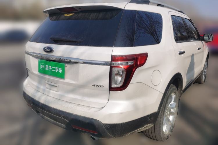 Used Ford Explorer 2013 3.5L Deluxe Model
