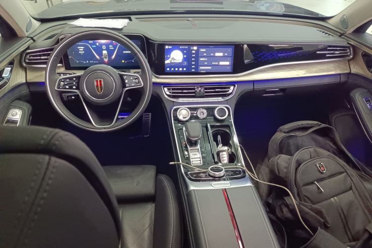 Used Hongqi H9 2020 2.0T Smart Connect Flagship Edition Center Console