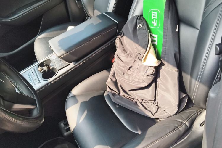 Used Tesla Model Y 2022 Rear-Wheel-Drive Version