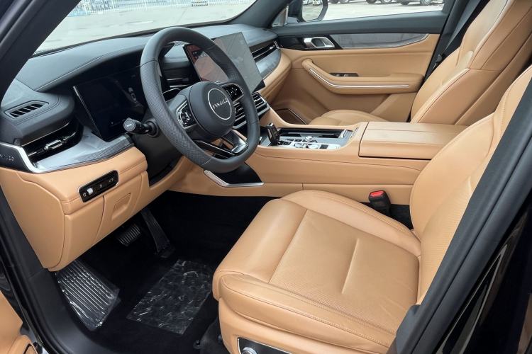 Used Lynk & Co 09 EM-P 2025 2.0TD EM-P Four-Wheel Drive Max Five Seats Interior 2