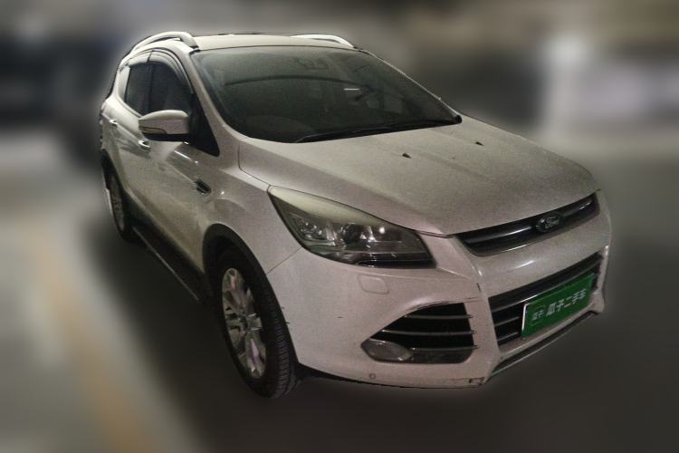 Used Ford Kuga 2015 2.0L GTDi Four-Wheel Drive Prestige Model Front Right 45 Deg
