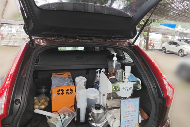 Used Volvo XC60 2015 T5 Smart Upgrade Model Trunk