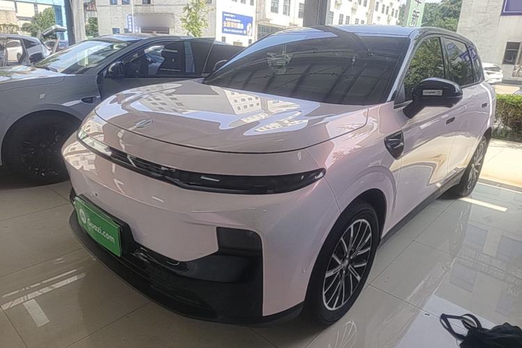 Leapmotor B10 2025 510 Joyful Edition مستعملة Guazi used car, China used car export, Used car for sale, Used  cars, Cheapest cars for sale
