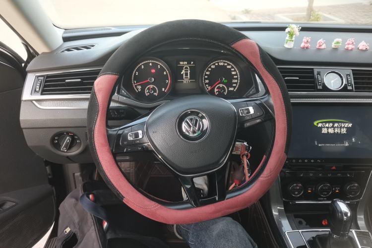 Used Volkswagen Passat 2016 330TSI DSG Luxury Edition