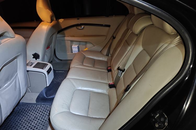 Used Volvo S80L 2010 2.5T Zhiya Edition