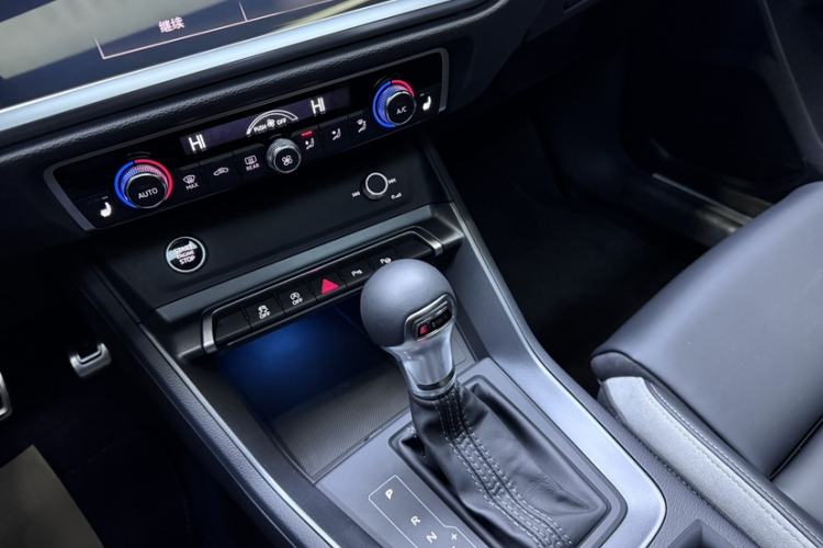 Used Audi Q3 2024 35 TFSI Fashion Dynamic Edition
