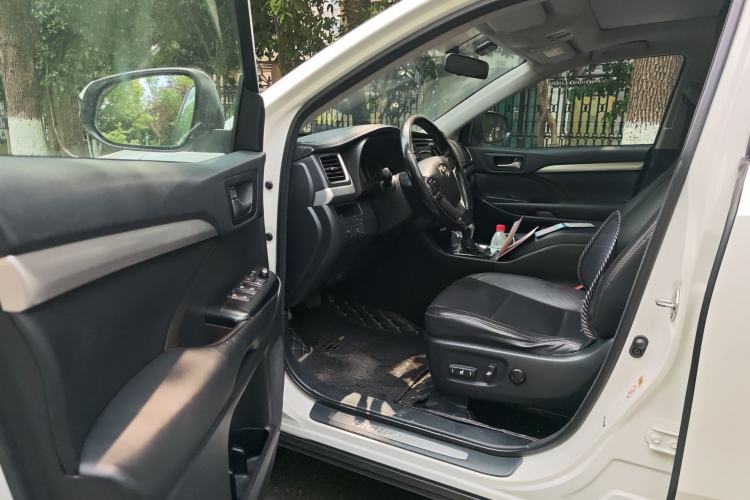 Used Toyota Highlander 2015 2.0T Four-Wheel Drive Luxury Edition 7-Seater
