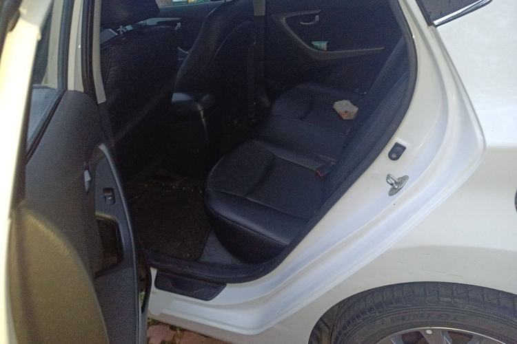 Used Hyundai Elantra (5th Generation / Langdong) 2016 1.6L Automatic Prestige Model
