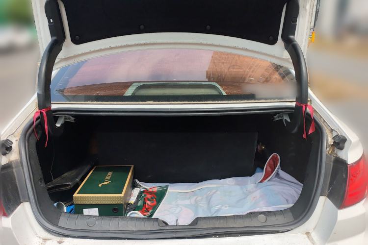 Used Geely Auto Emgrand GL 2017 1.8L Manual Elite Model
