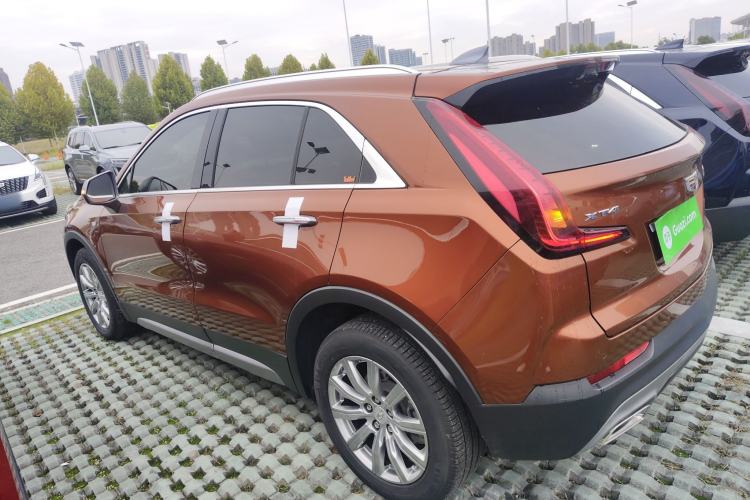 Used Cadillac XT4 2018 28T Two-Wheel Drive Leading Version

