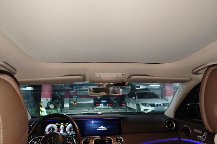 Used Mercedes-Benz E-Class 2020 E 260 L Headliner