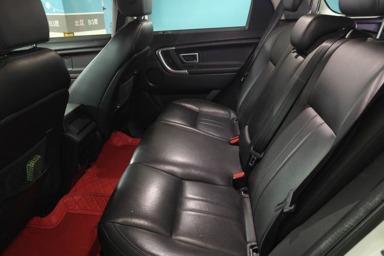 Used Land Rover Discovery Sport 2019 240 PS SE Version China V Standard
