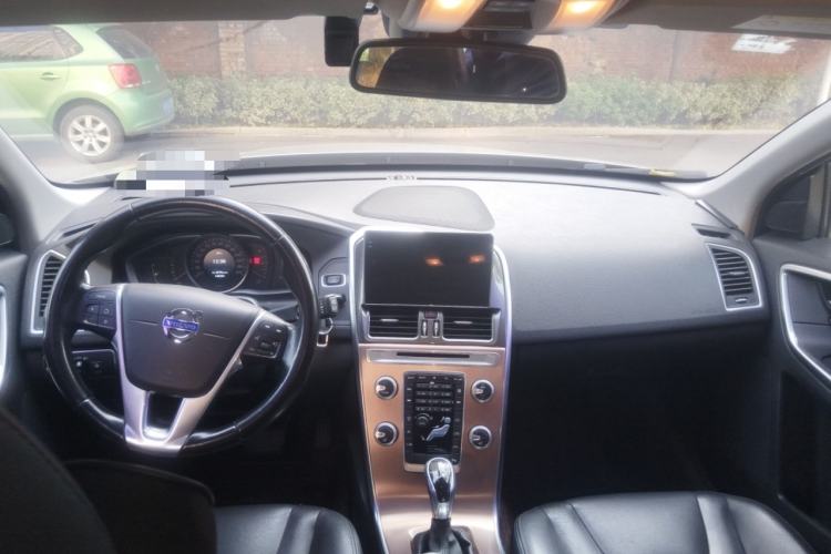 Used Volvo XC60 2016 T5 Smart Upgrade Model
