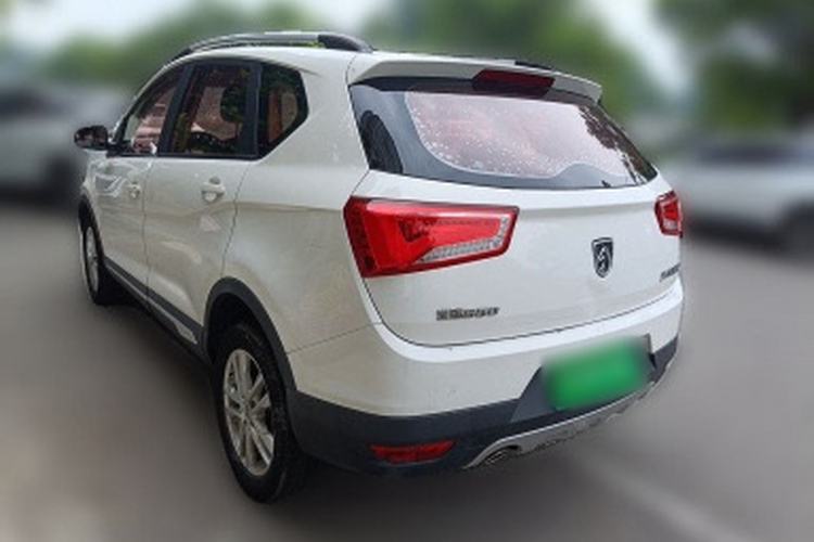 Used Baojun 560 2016 1.8L Manual Value Edition