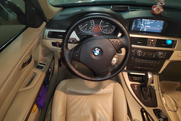 Used BMW 3 Series 2011 320i Luxury Edition