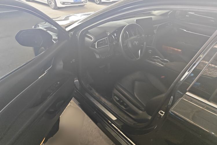 Used Toyota Camry 2021 2.0G Luxury Edition